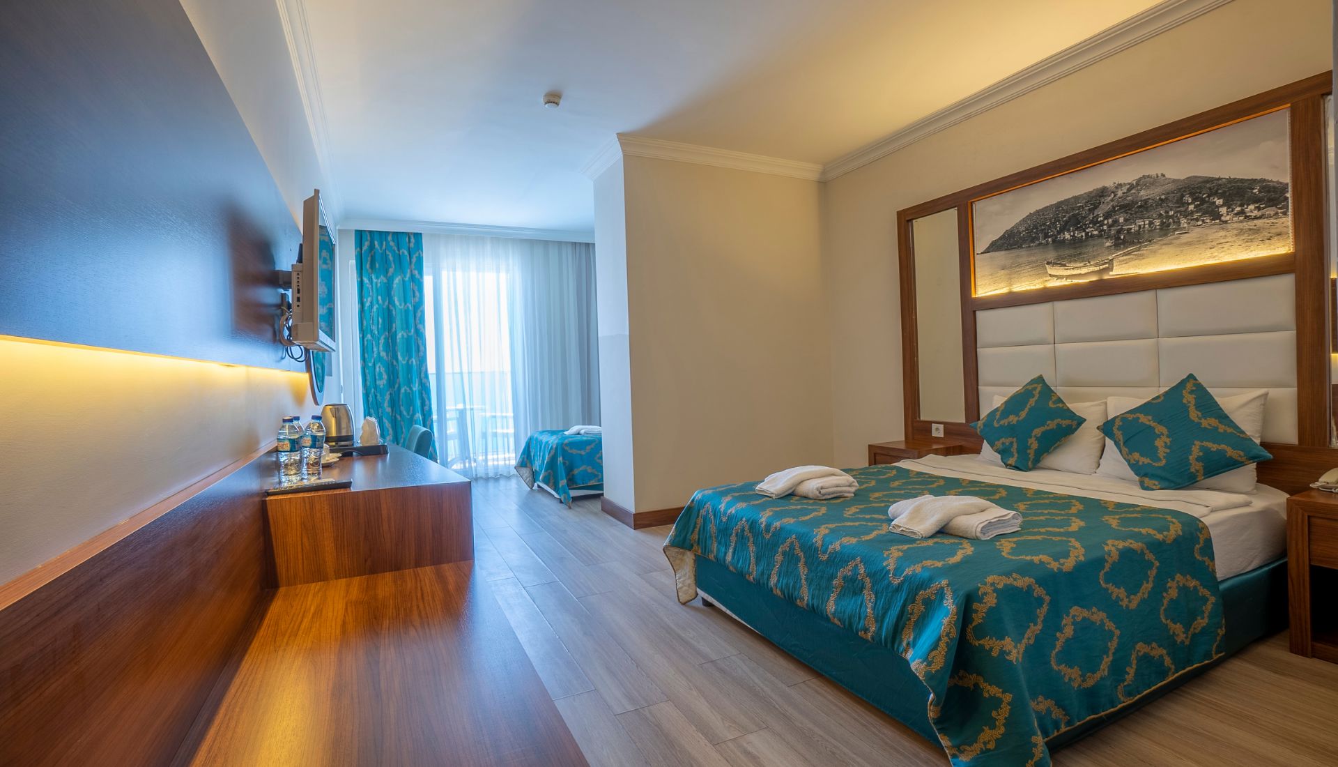 sunstarresort, SunStarResortHotel, Sun Star Resort, Sun Star Resort Hotel, Sunstar Resort Alanya, Alanya Otel, Alanya Resort Hotel, Alanya Her Şey Dahil Otel, All Inclusive Hotel Alanya, Alanya Aile Oteli, Alanya Tatil Oteli, Alanya Konaklama, Alanya Tatili, Alanya Beach Hotel, Alanya Holiday Resort, Antalya Otel, Akdeniz Tatili, Özel Plajlı Otel, Kum Plajlı Otel, Denize Yakın Otel, Her Şey Dahil Otel, All Inclusive Resort, Resort Hotel Turkey, Family Resort Turkey, Beach Resort Turkey, Aile Dostu Otel, Çocuk Dostu Otel, Mini Club, Çocuk Aktiviteleri, Aquaparklı Otel, Su Kaydıraklı Otel, Açık Havuz, Çocuk Havuzu, Spa Wellness, Türk Hamamı, Sauna, Masaj, Fitness Salonu, Restoran, Açık Büfe Restoran, Snack Bar, Lobby Bar, Havuz Bar, Sahil Bar, Standart Oda, Aile Odası, Balkonlu Oda, Ücretsiz WiFi, Online Rezervasyon, En İyi Fiyat Garantisi, Yaz Tatili, Deniz Kum Güneş